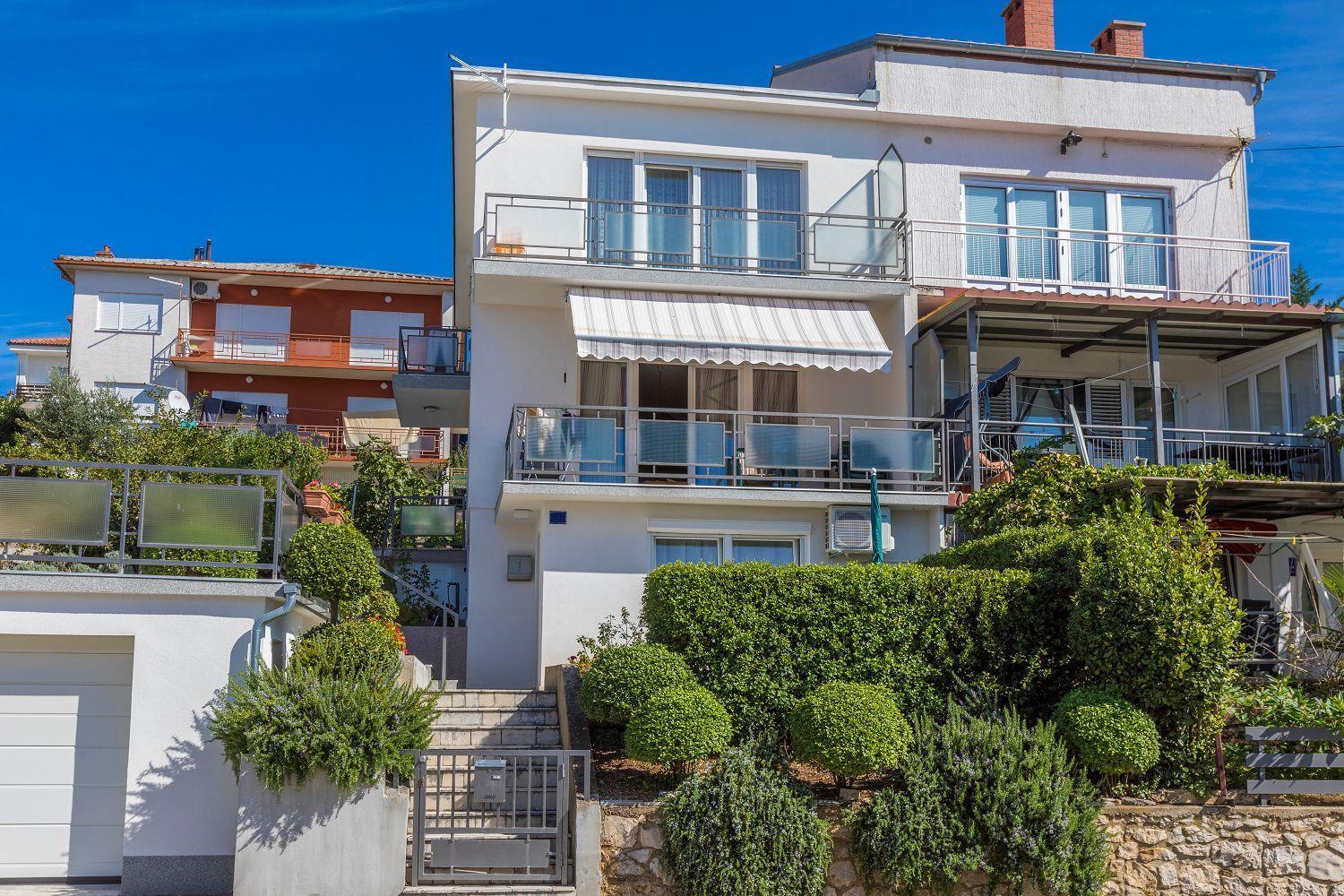 Lauschiges Nur 450 Meter Zum Sandstrand Mit Privater Terrasse * Цриквеница